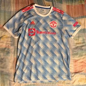 Manchester United 2021-22 jersey